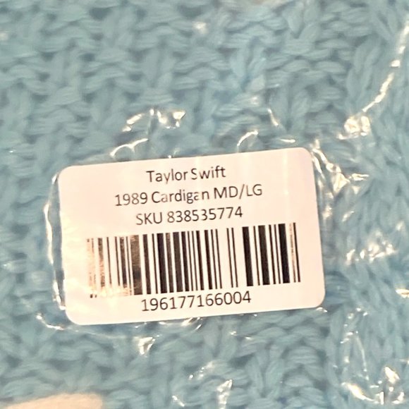 Taylor Swift 1989 Cardigan Sweater Blue New - Picture 7 of 7